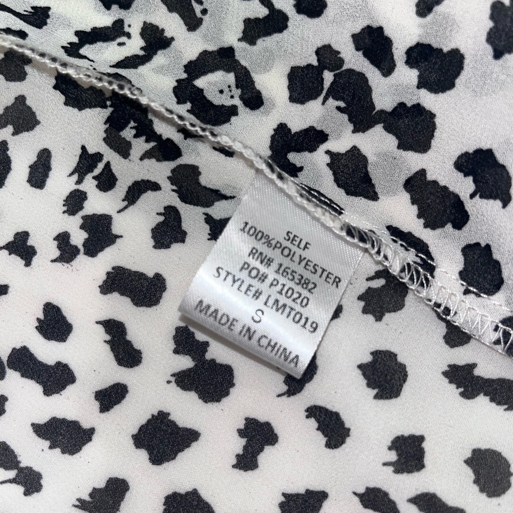 Animal Print Blouse - Picture 5 of 6